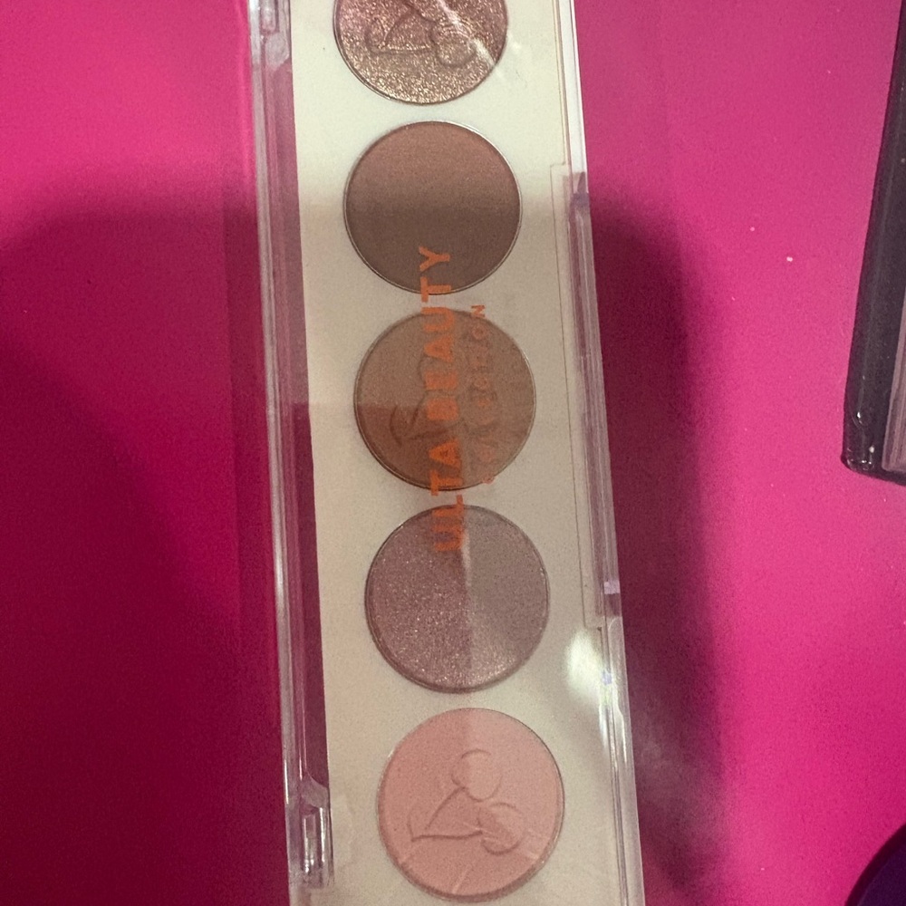 Ulta Beauty Eyeshadow Palette - Browns and Creams